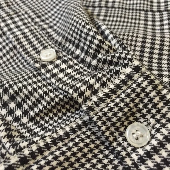 Check Button-Up - Picture 3 of 3